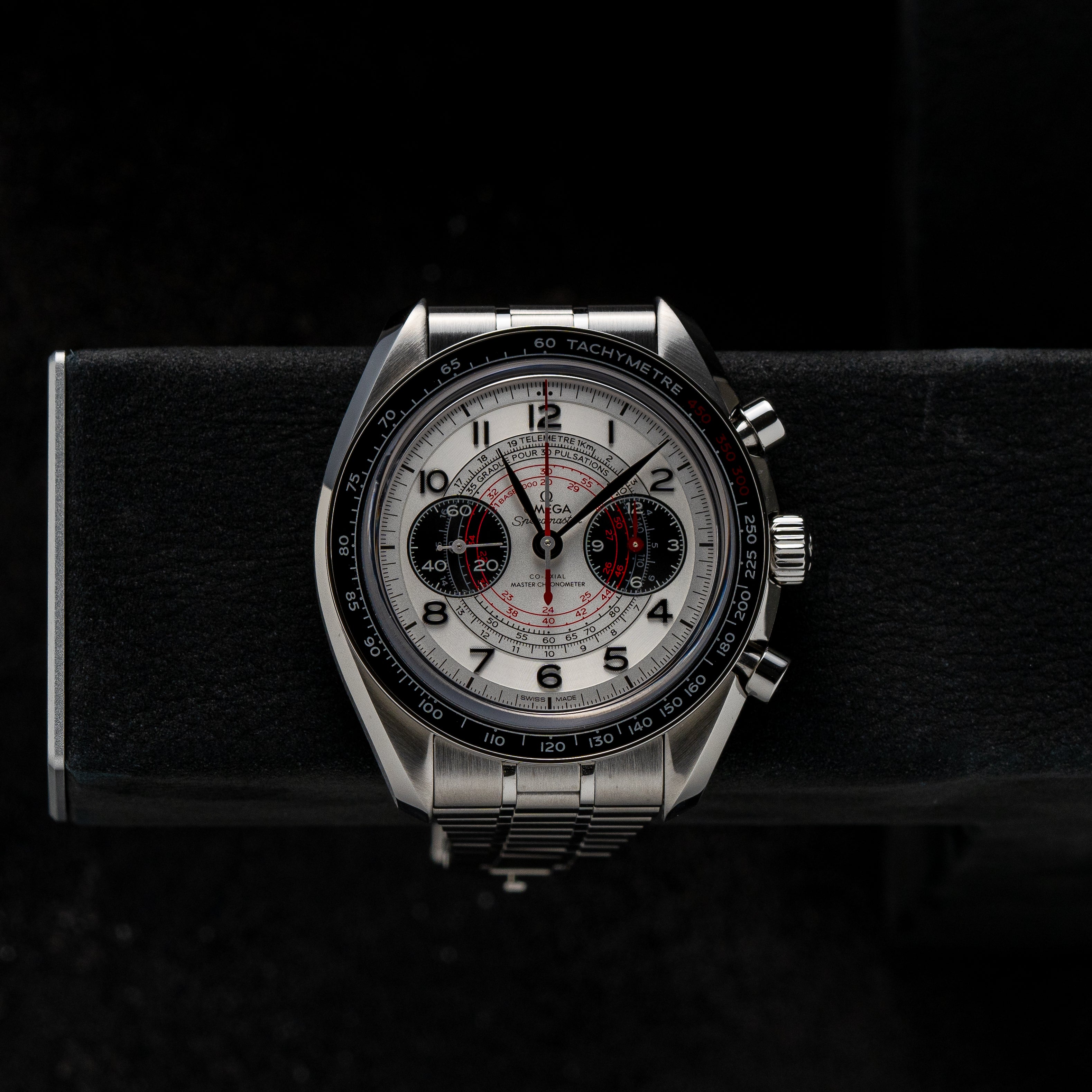 Authentic Omega Speedmaster Two Counter Chronoscope Panda Dial Pulsation Tachymetre Telemetre