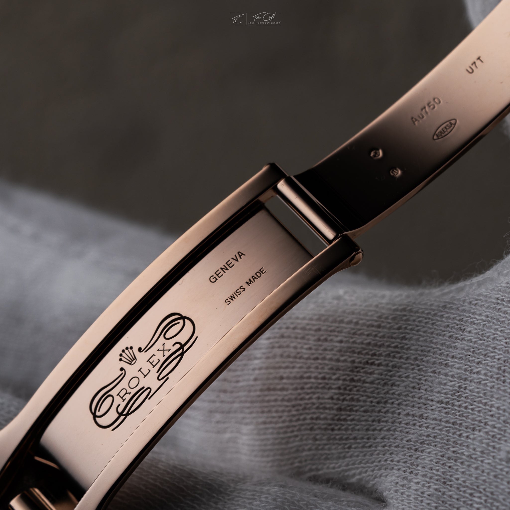 Rolex Geneva Stamp Everose Gold