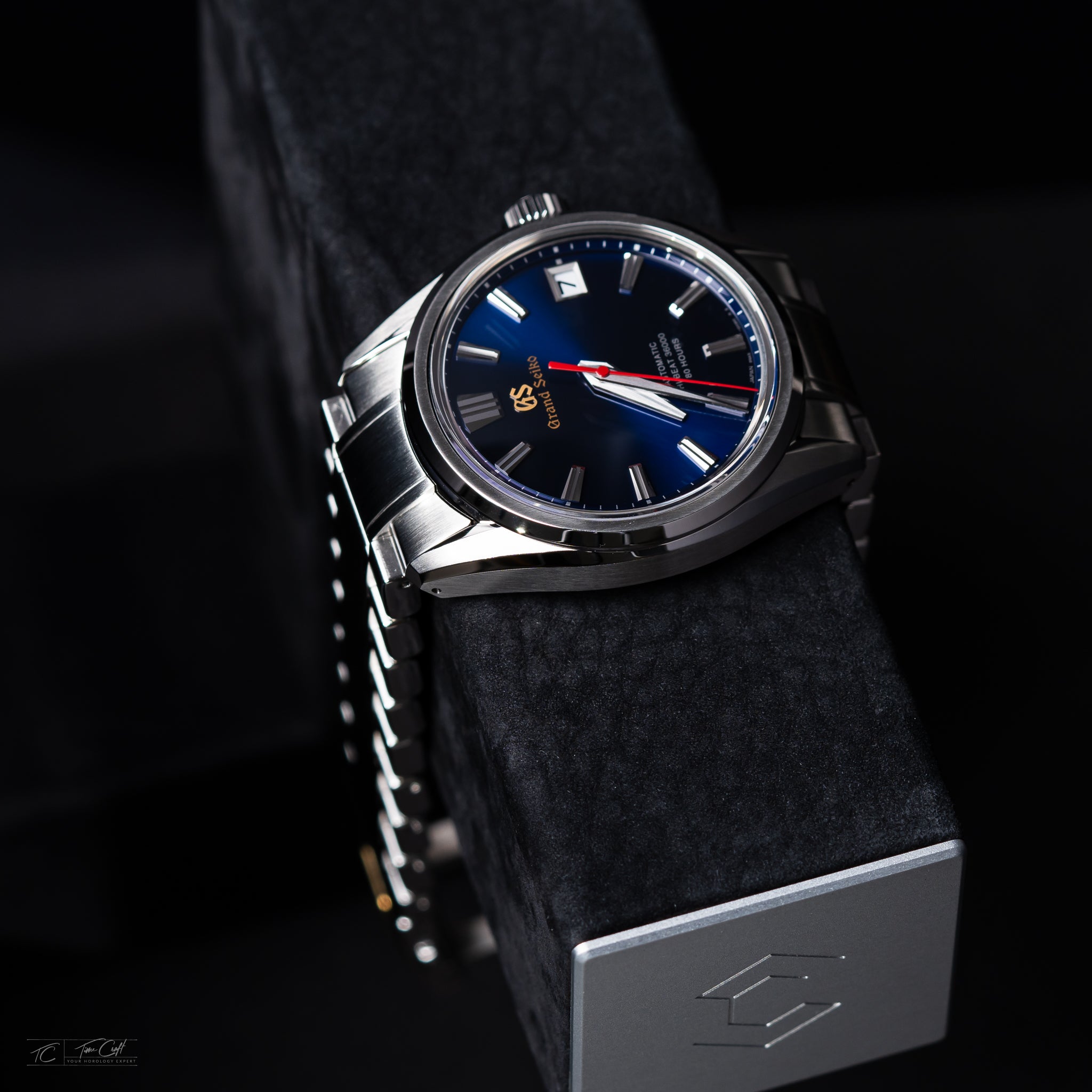 Charles Simon hudson watch stand