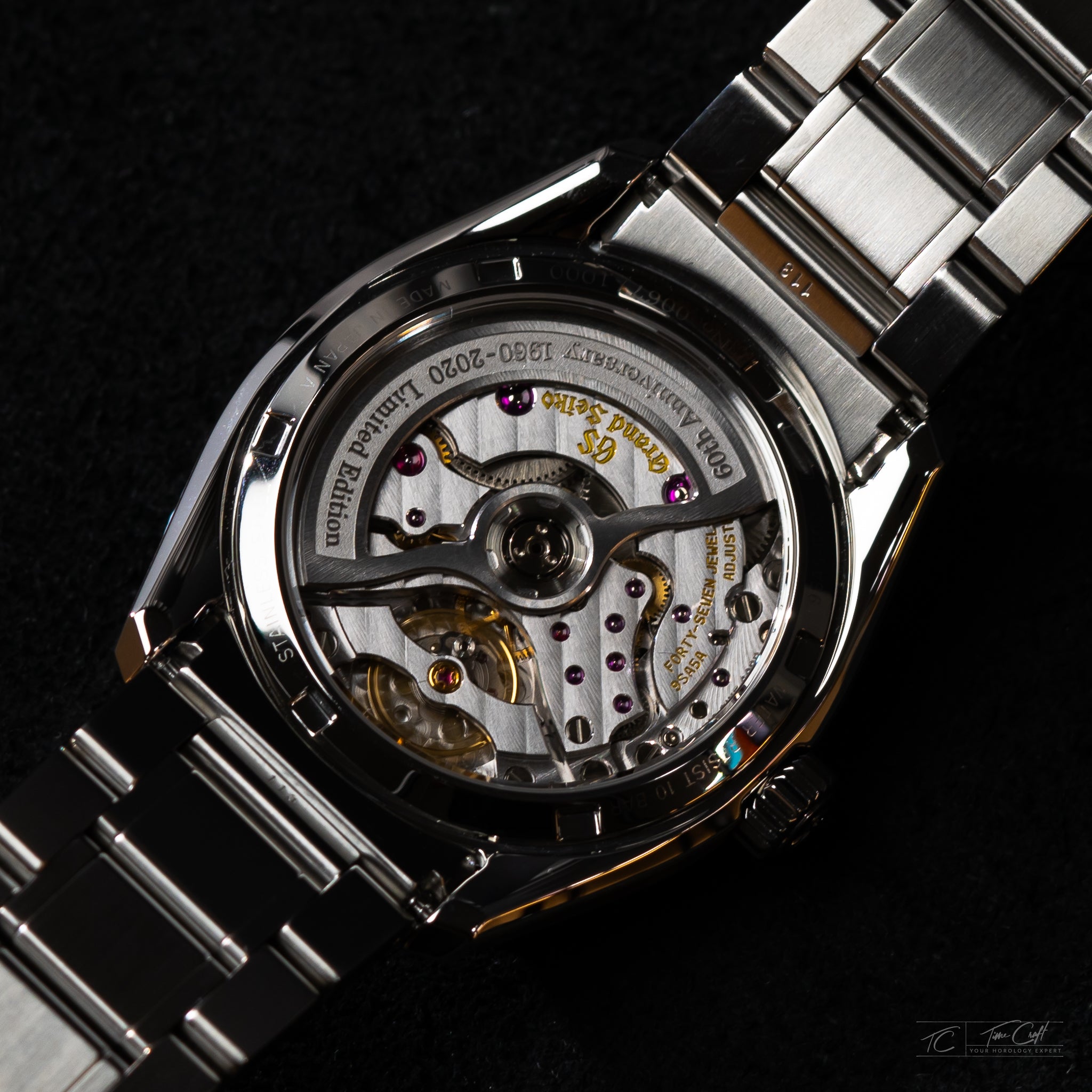 Macro photo of Grand Seiko Caliber 9SA5 high beat movement