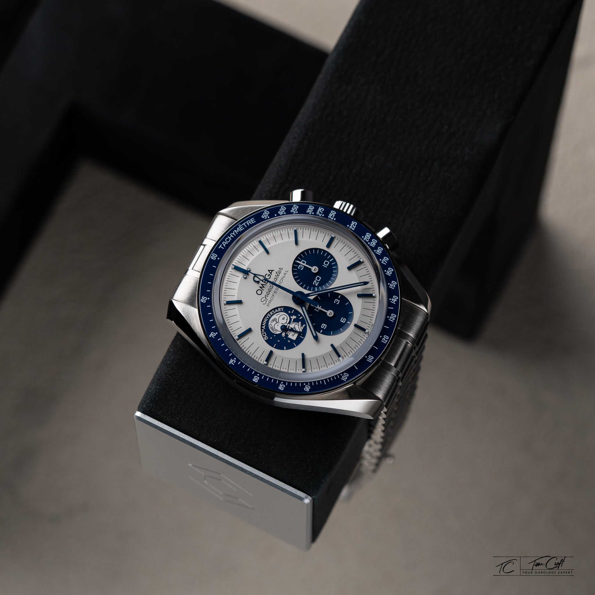 Omega Silver Snoopy Silver Dial